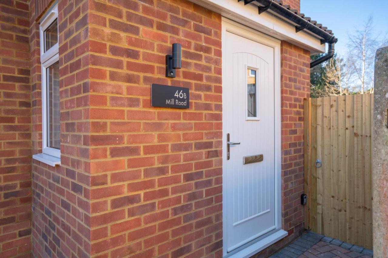 Mill Road Apartment First Floor Crawley  Exterior foto